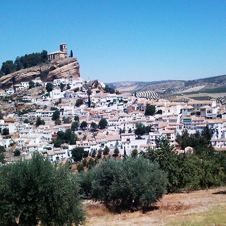 Hotel La Enrea Montefrio Bagian luar foto